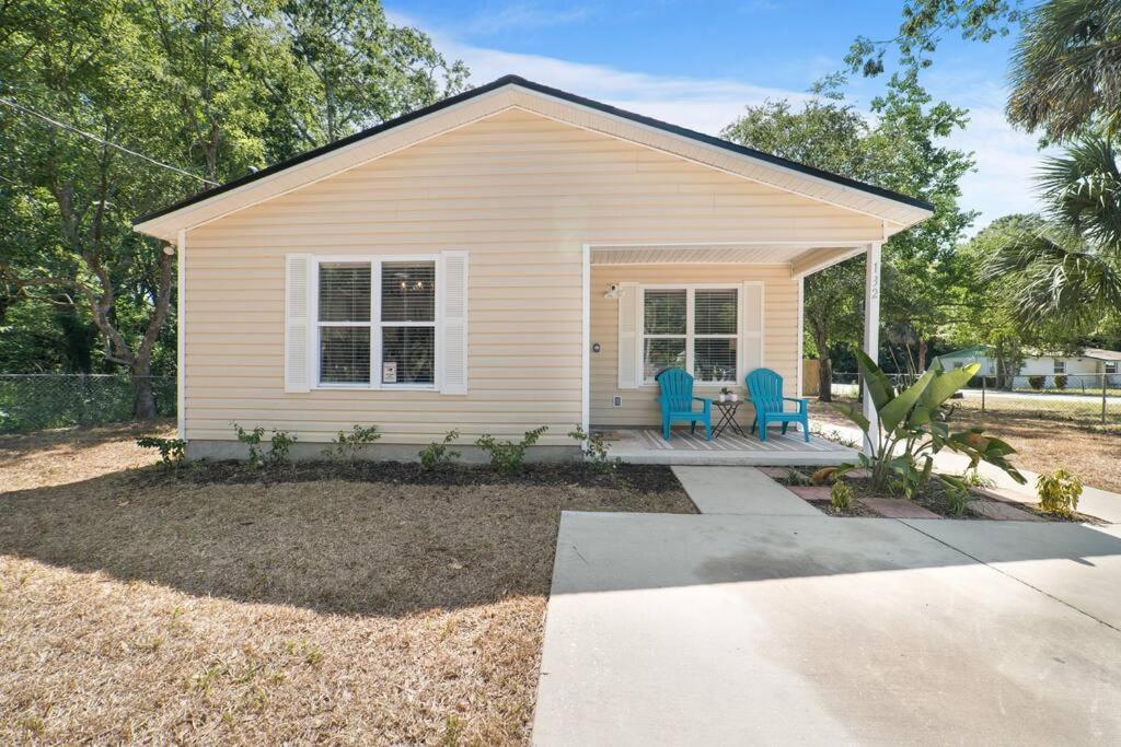 New Modern Bungalow Close To Downtown! Fully Fenced Yard เซนต์ออกัสติน ภายนอก รูปภาพ